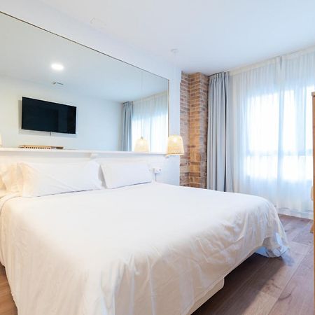 Apartamentos Turisticos Fatima, En El Centro De Виго Екстериор снимка