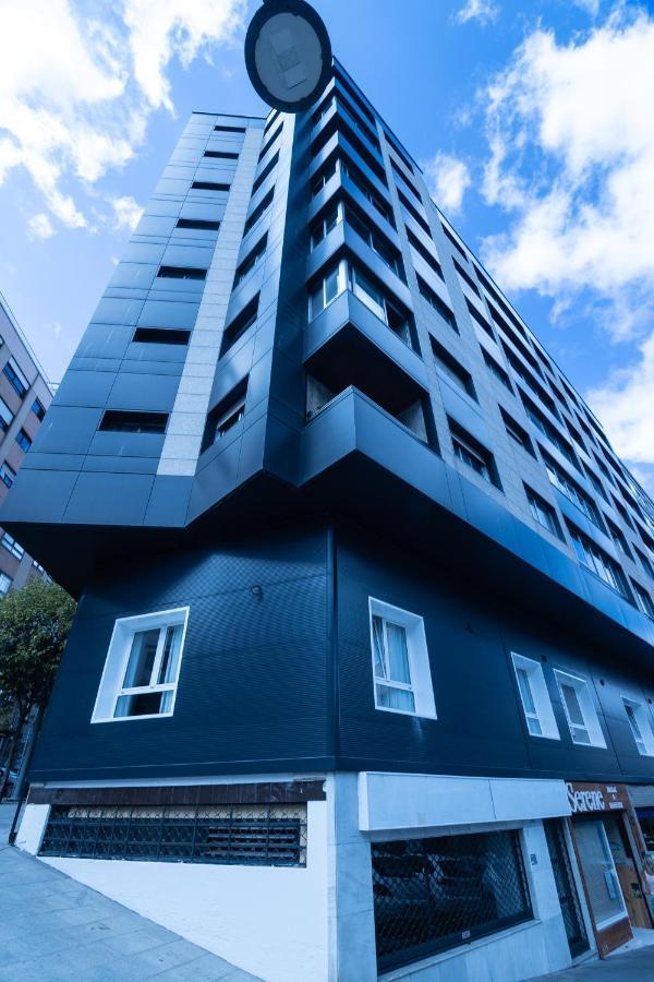 Apartamentos Turisticos Fatima, En El Centro De Виго Екстериор снимка