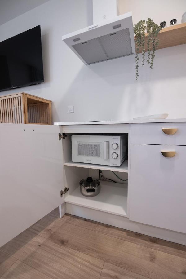 Apartamentos Turisticos Fatima, En El Centro De Виго Екстериор снимка