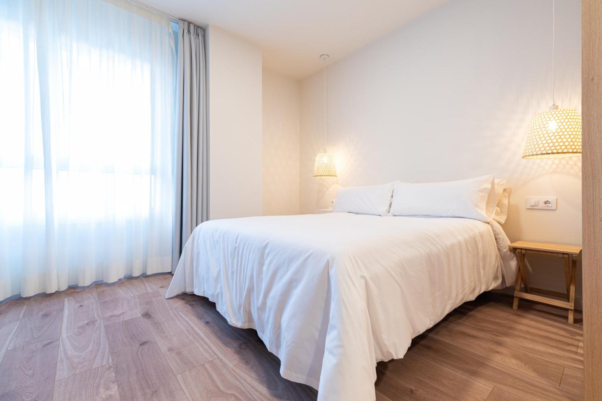 Apartamentos Turisticos Fatima, En El Centro De Виго Екстериор снимка