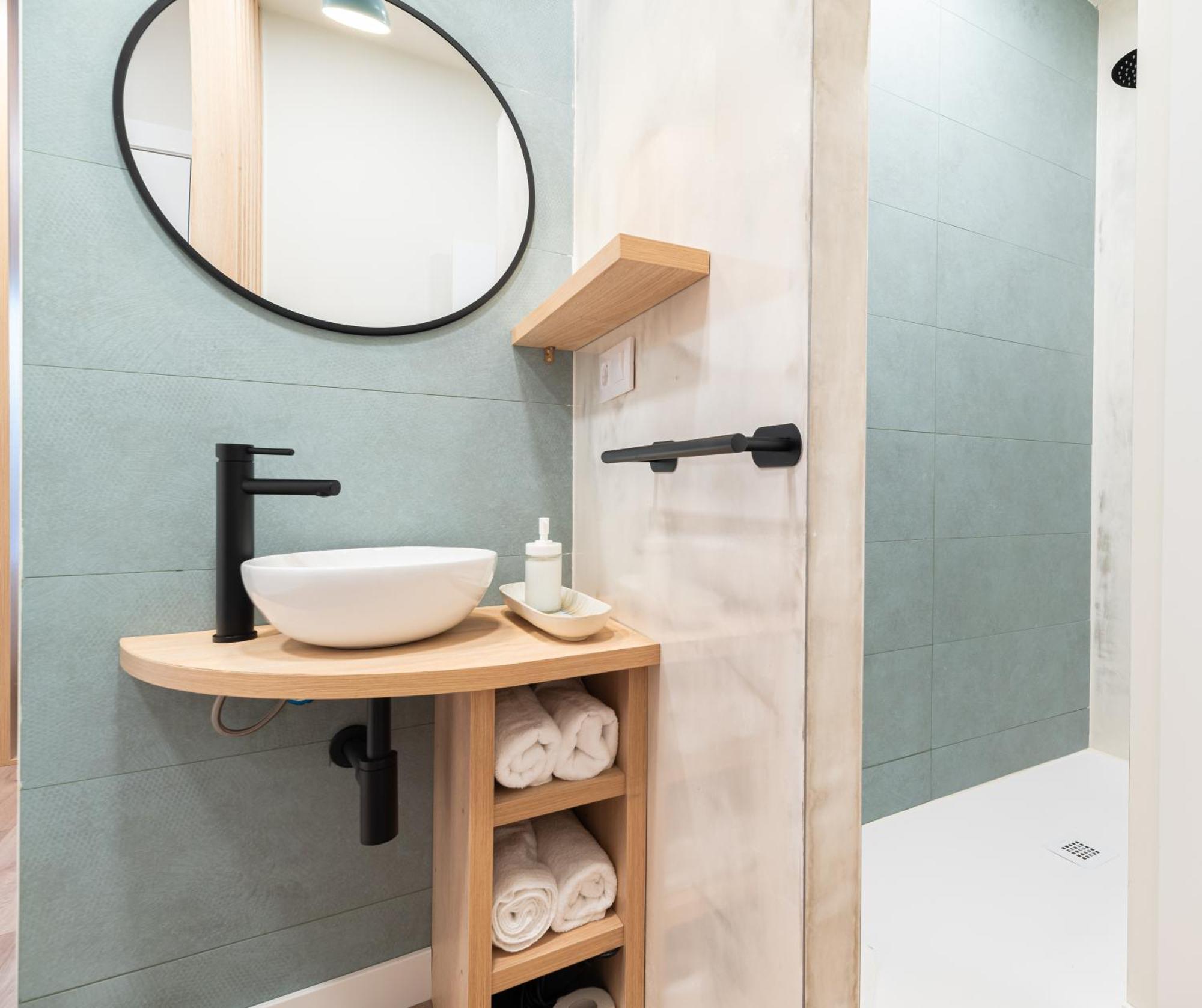 Apartamentos Turisticos Fatima, En El Centro De Виго Екстериор снимка