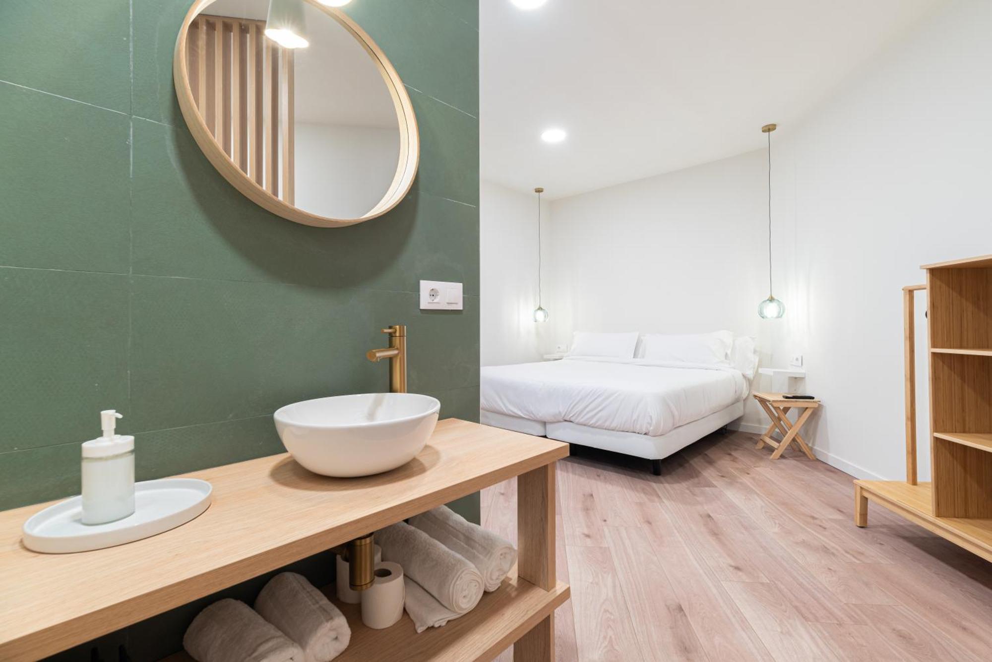 Apartamentos Turisticos Fatima, En El Centro De Виго Екстериор снимка