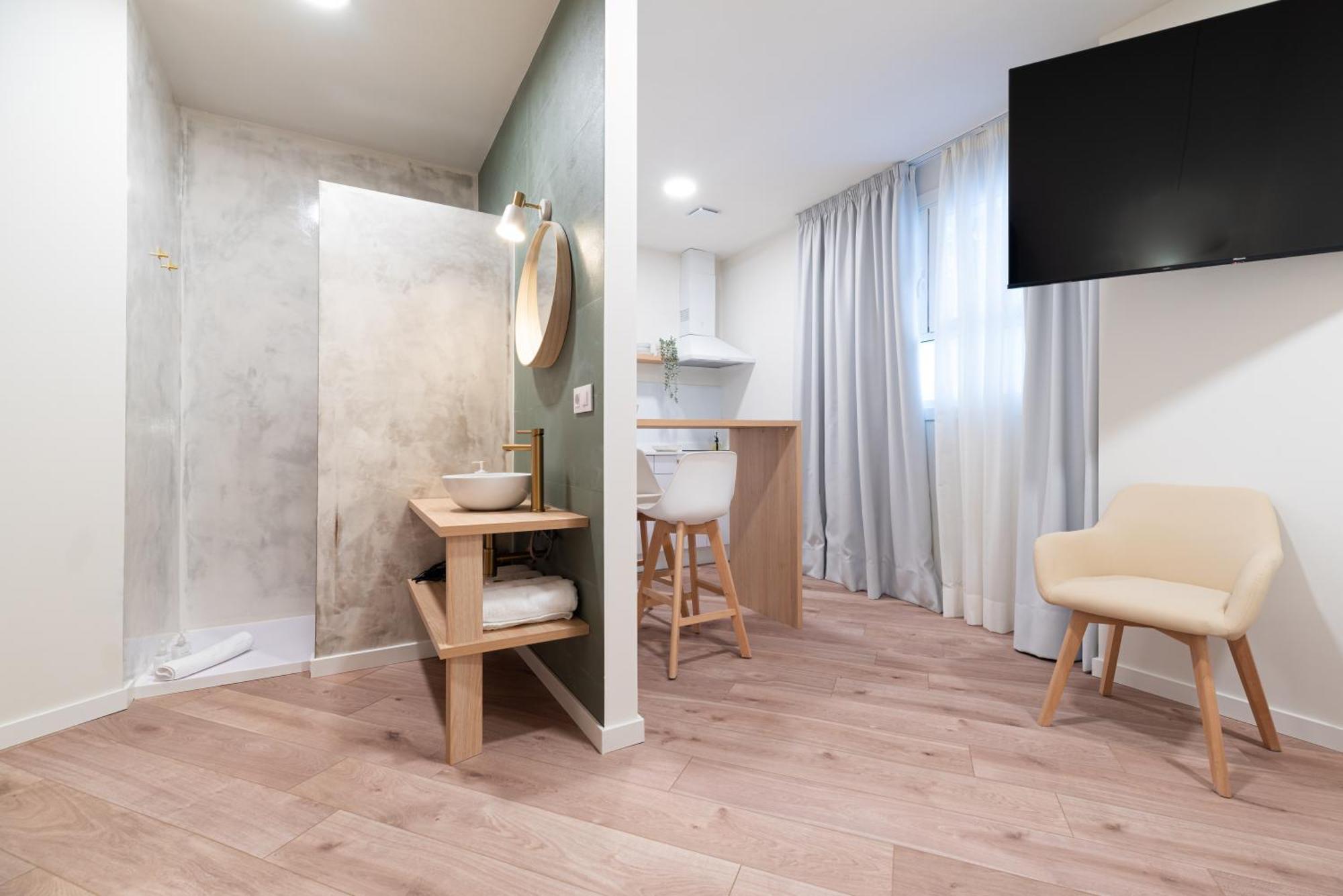 Apartamentos Turisticos Fatima, En El Centro De Виго Екстериор снимка
