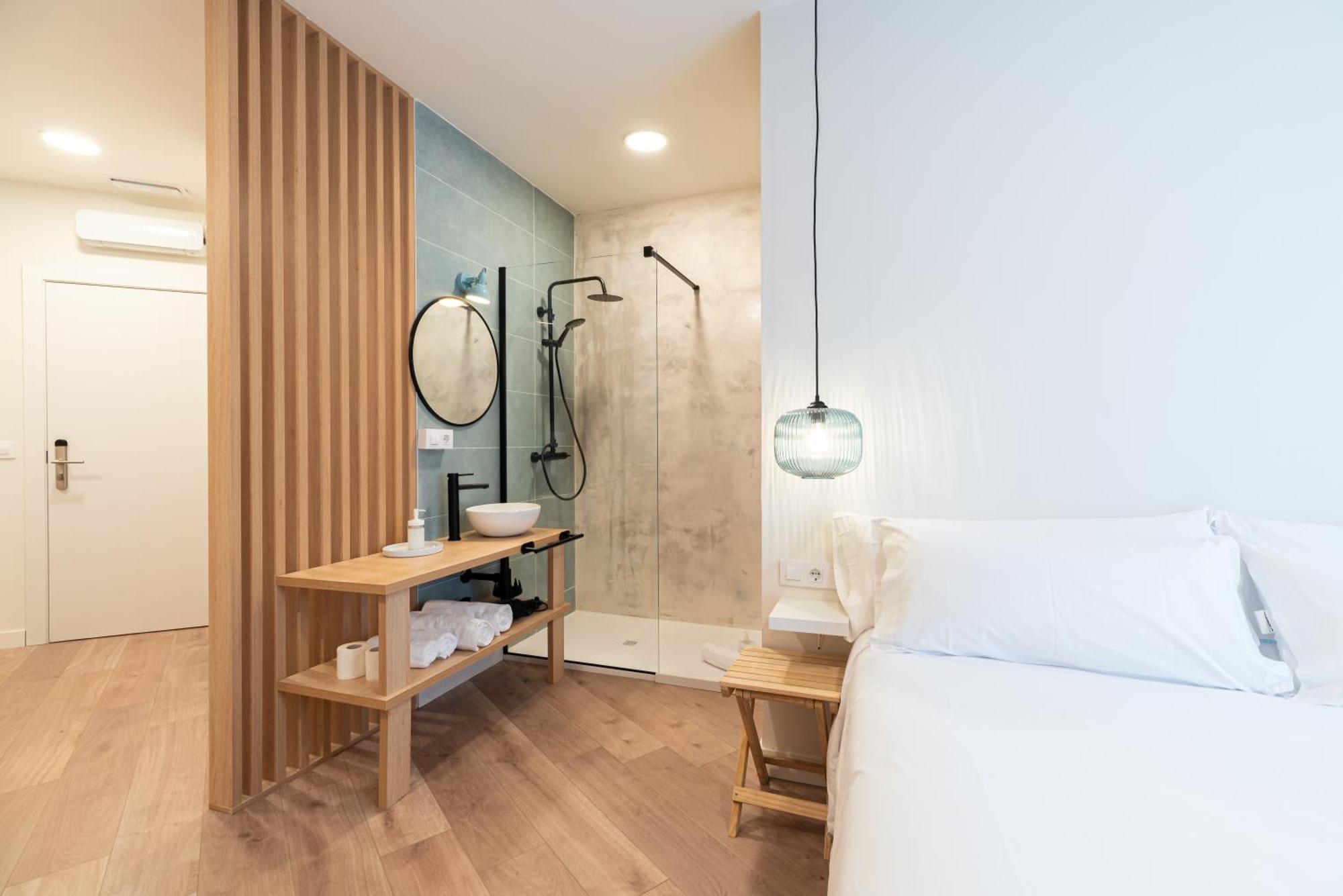 Apartamentos Turisticos Fatima, En El Centro De Виго Екстериор снимка