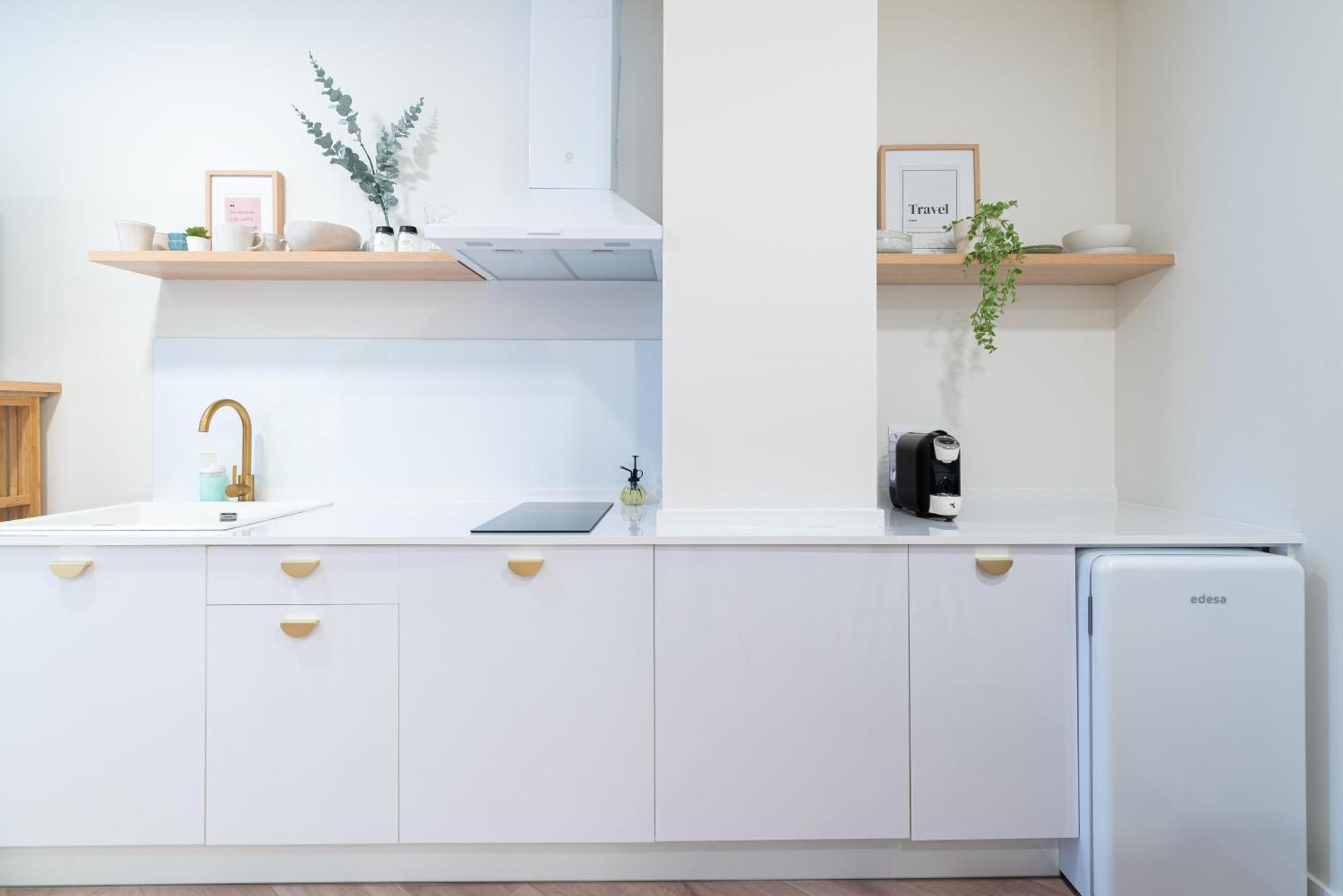 Apartamentos Turisticos Fatima, En El Centro De Виго Екстериор снимка